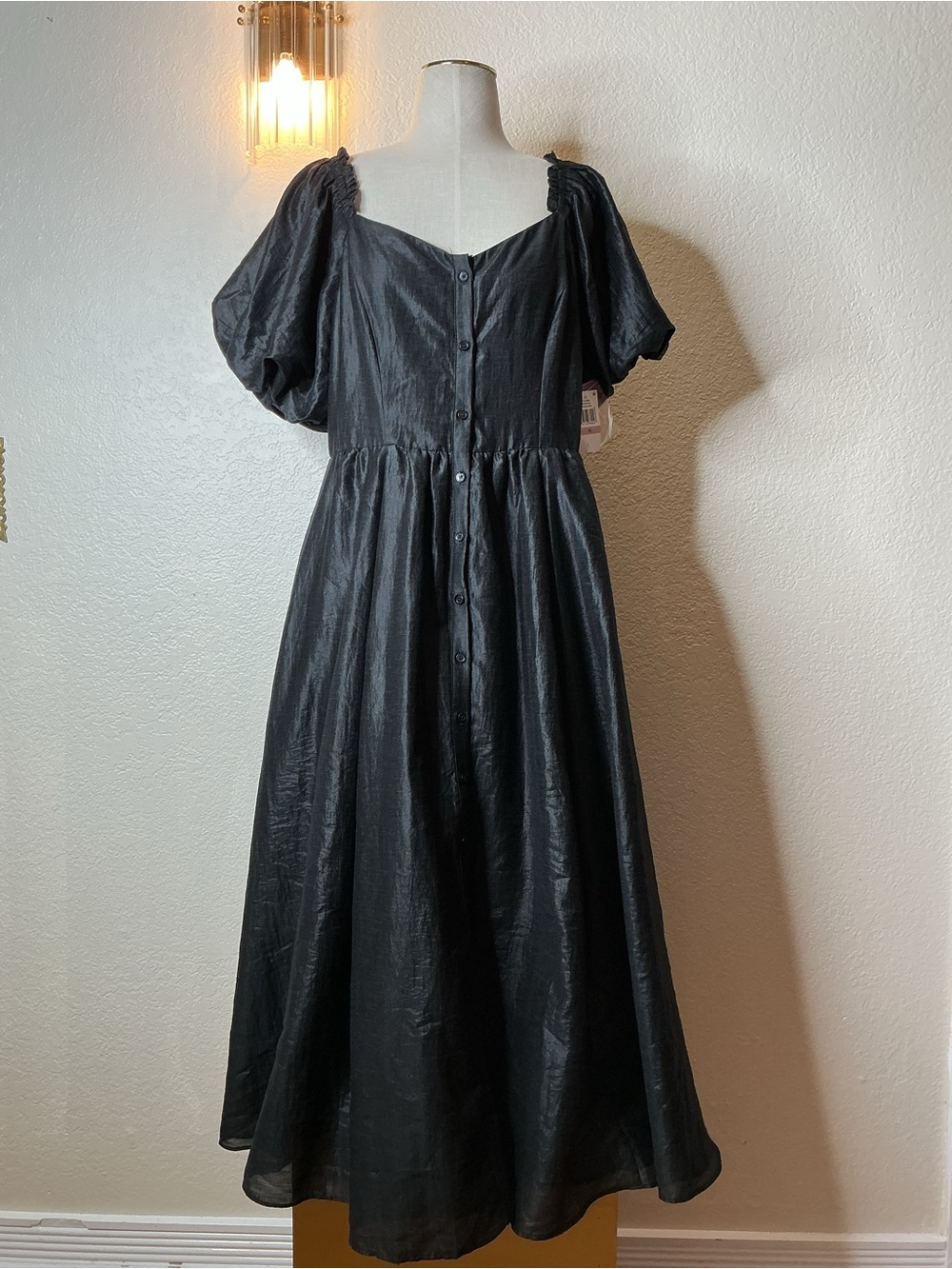 CeCe Black Midi Button-Front Puff Sleeve Dress